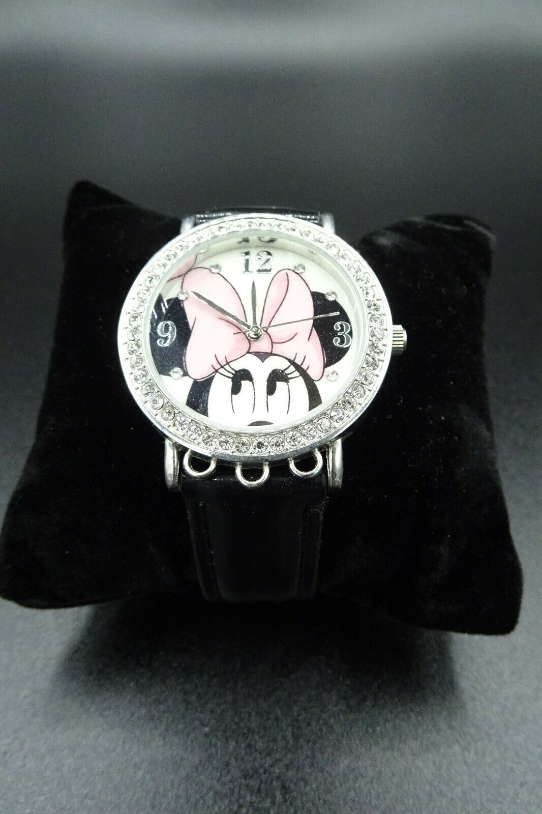 Disney Minnie Mouse w/ Pink Bow & Rhinestones Watch / Wristwatch - PreOwned