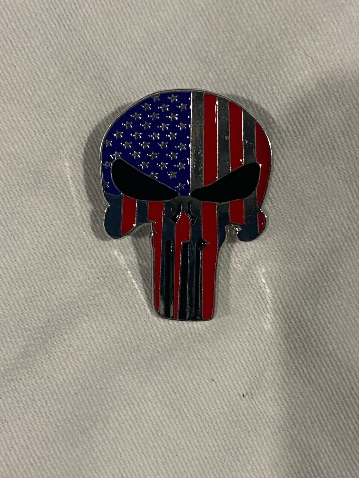 Pin Enamel Punk Style American Flag Skull Shape Size 1\