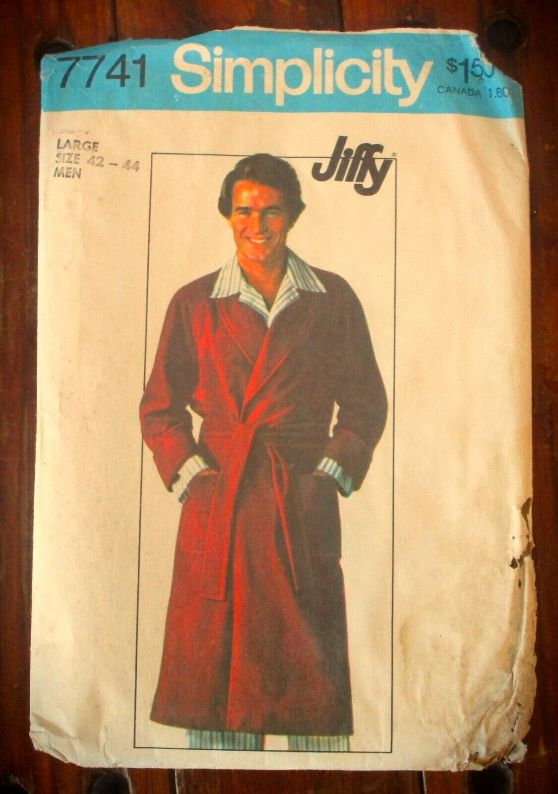 70\'s Vintage Sewing Pattern Men\'s Front Wrap Robe Dressing Gown Size 42-44