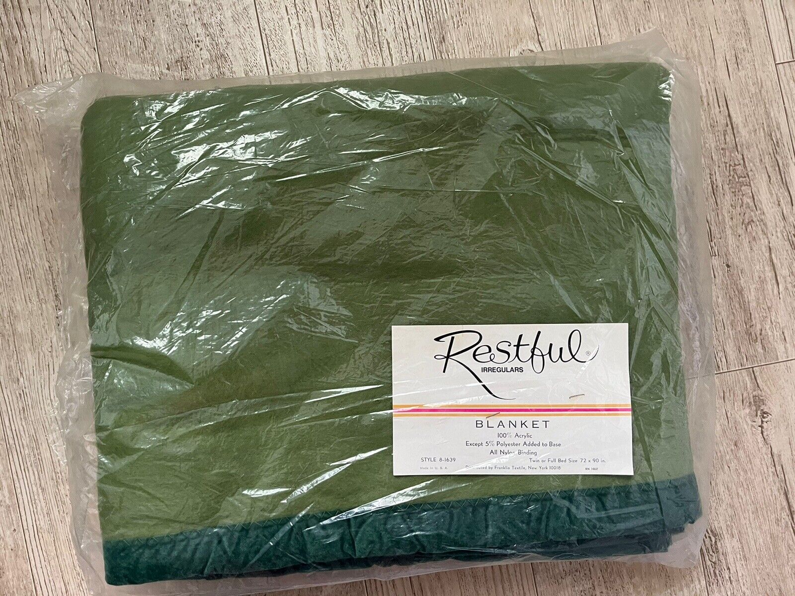 NEW Vintage Restful Blanket Twin Full Size Acrylic Nylon Binding 72 X 90 Green