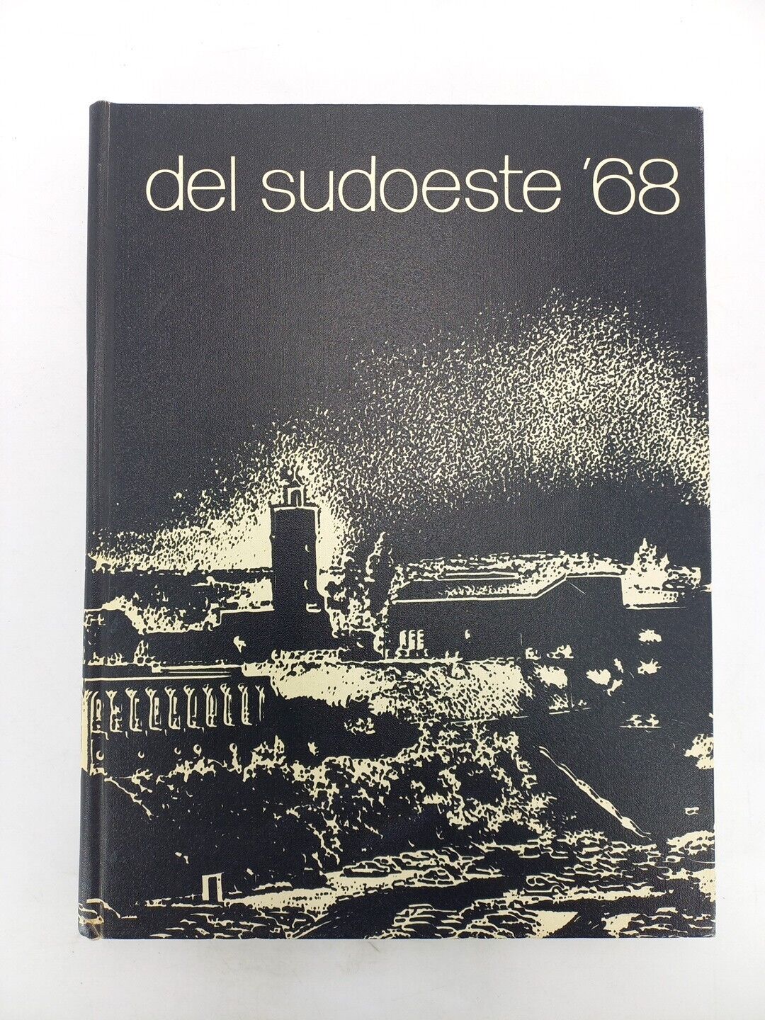 Vintage 1968 San Diego State university Del Sudoeste yearbook.