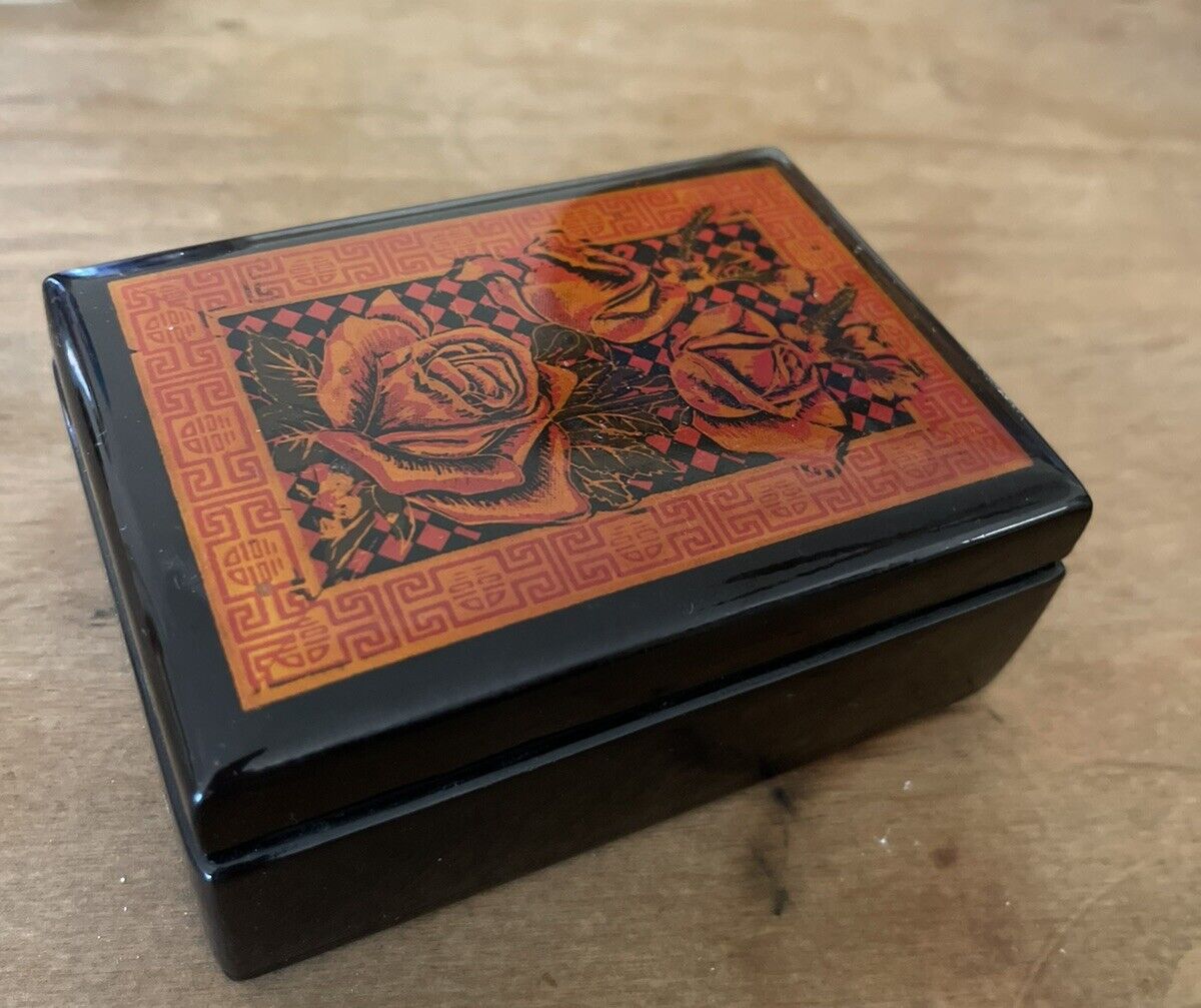Vintage Chinese jewelry box