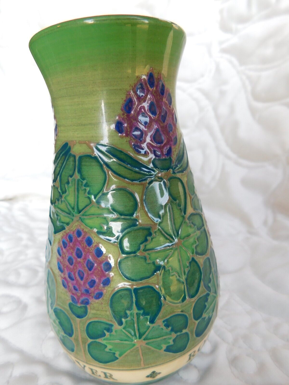 Dennis China Works ROLL ME OVER IN THE CLOVER Vase 7 of 49