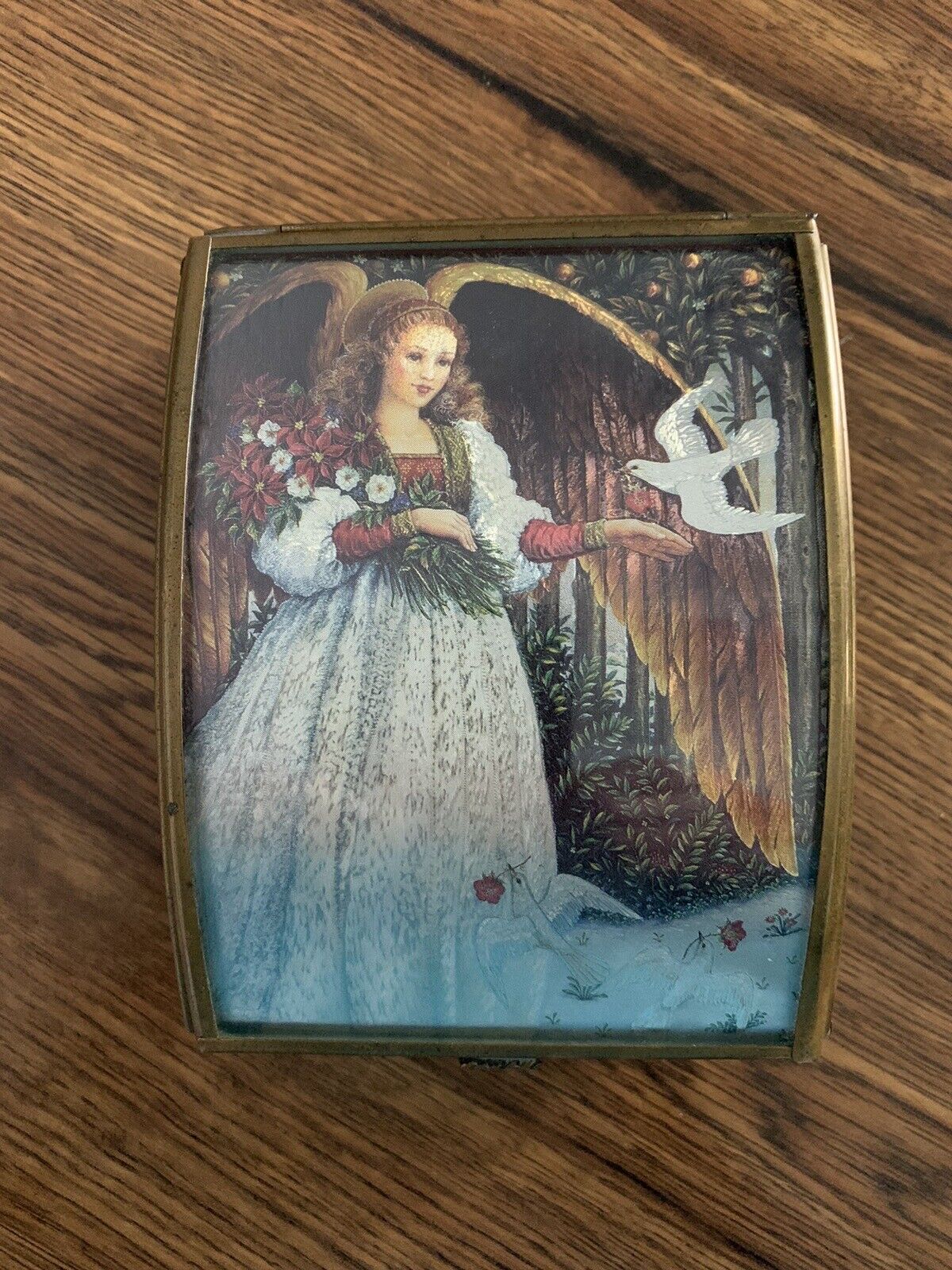 Vintage Via Vermont Renaissance Angel & Doves Trinket Box