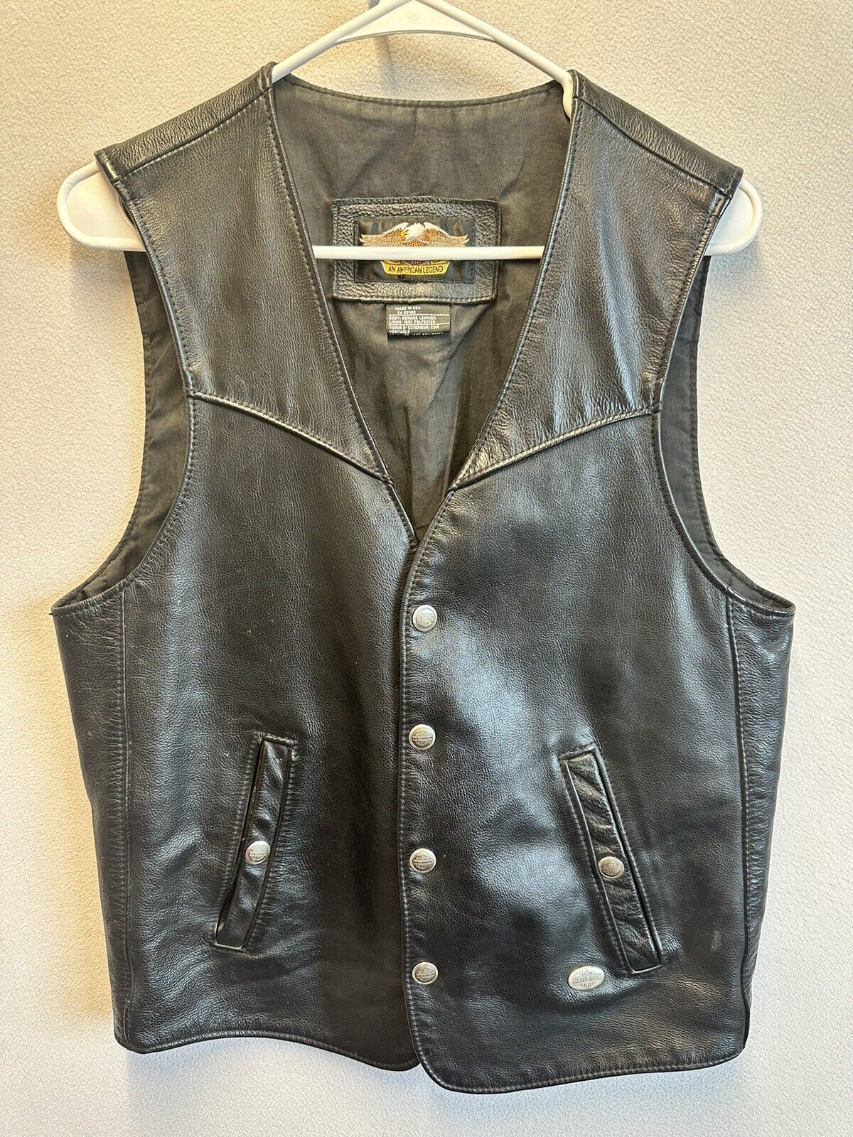 Vintage Men’s Harley Davidson Leather Button Up Biker Vest Made In USA Size M
