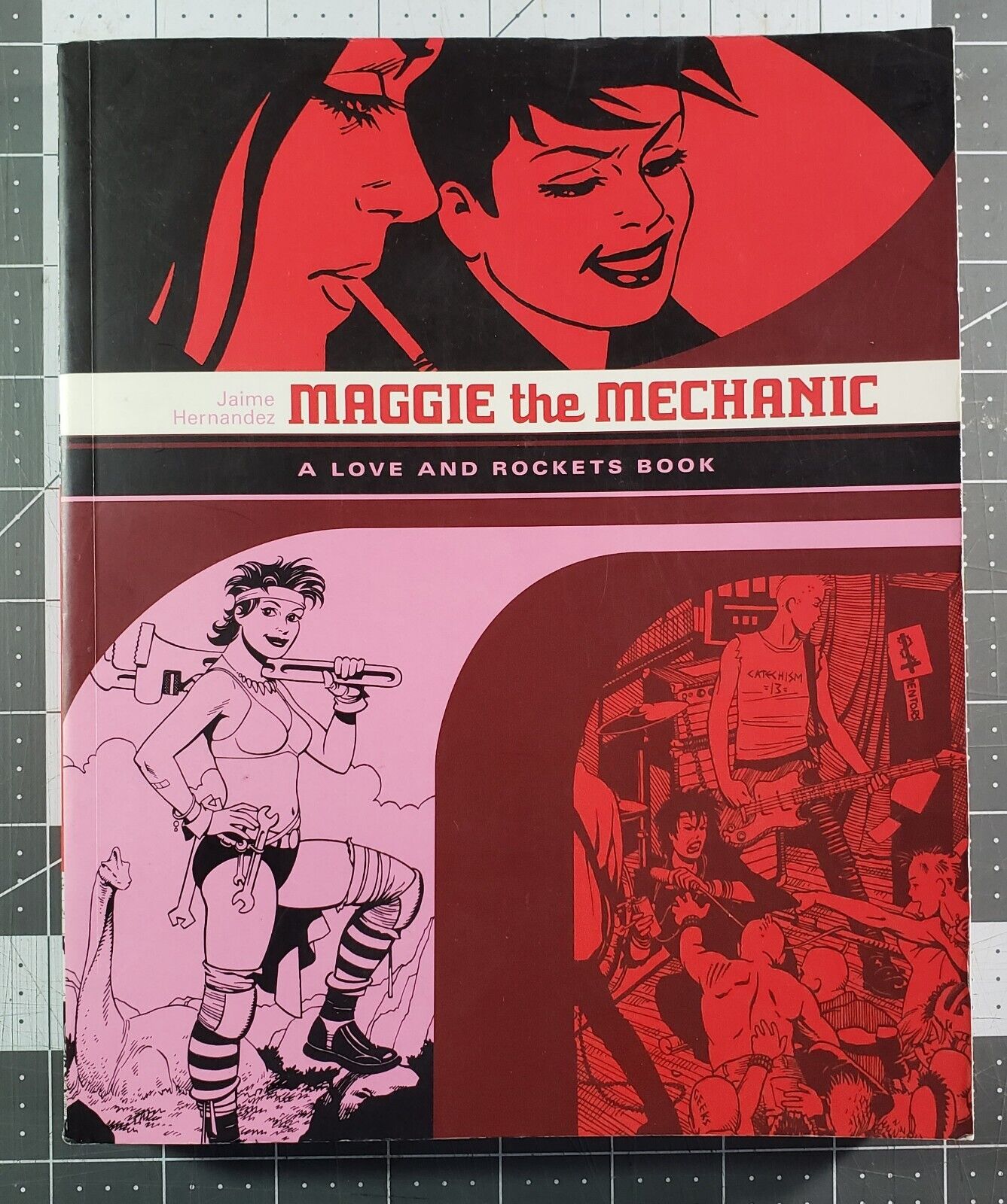 Maggie the Mechanic - A Love and Rockets Book, Jamie Hernandez