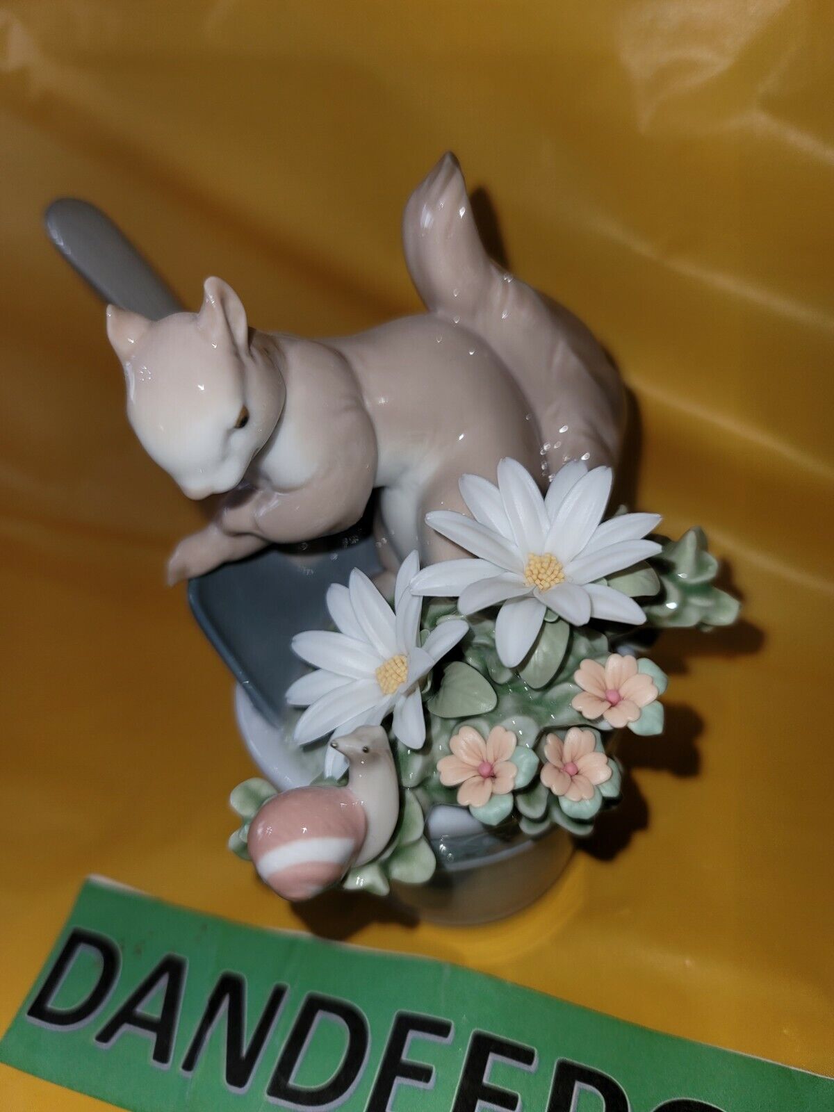 Lladro Daisa Squirrel Porcelain You Surprised Me Garden Snail Flower Pot 8026