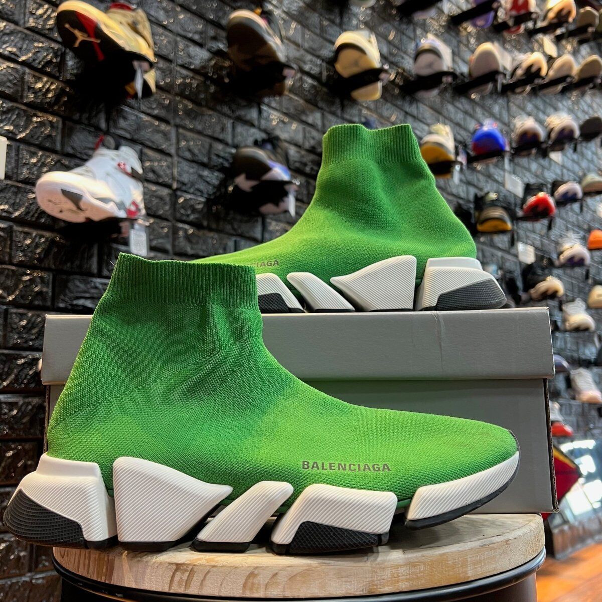 Balenciagas Green Speeder Sneaker - Gently Enjoyed (Used) Men 10.5