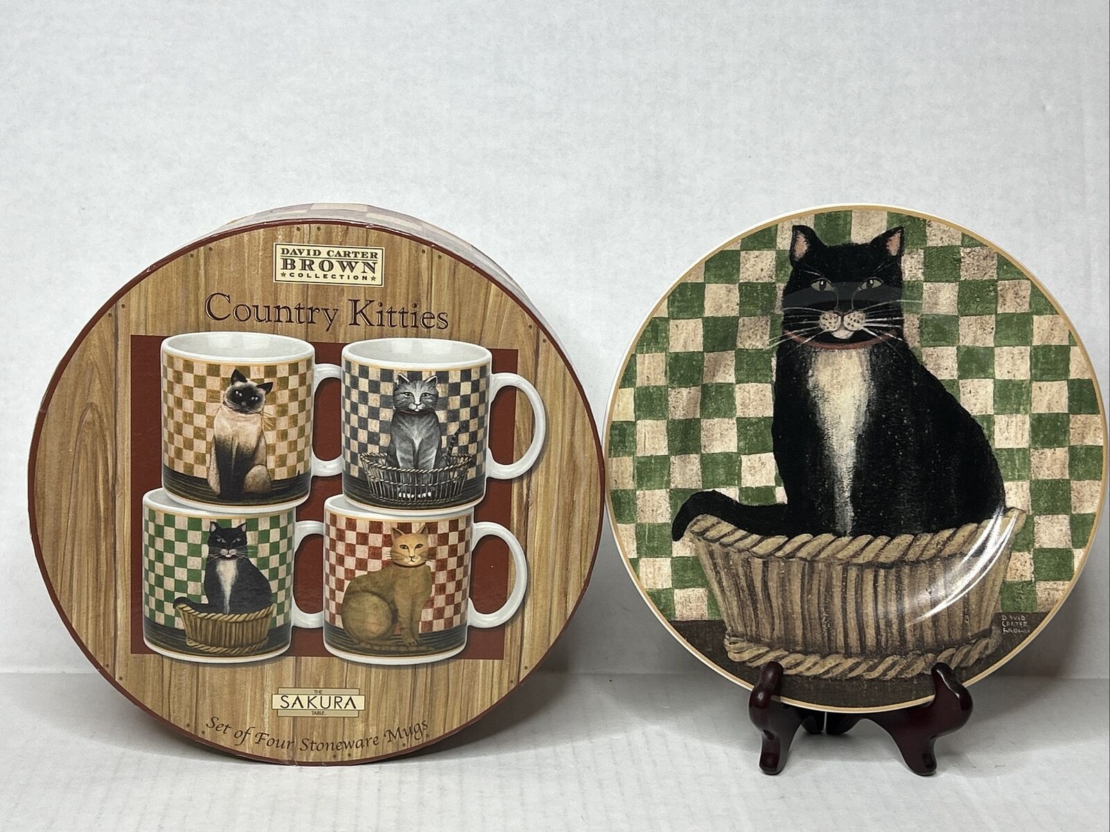 Vintage, Oneida, Sakura Country  Kitties. By David Carter Brown. For Cat Lovers