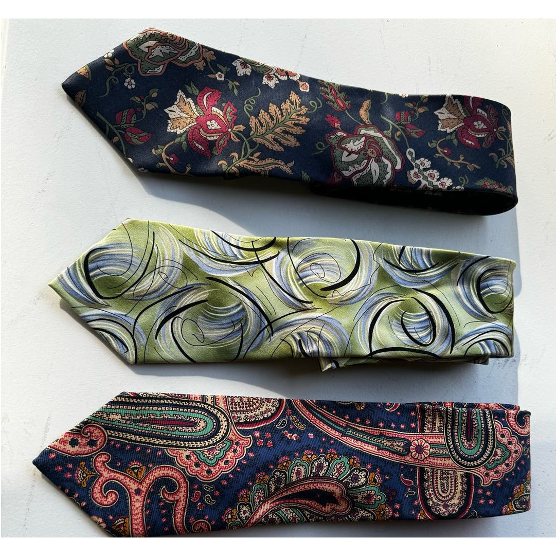 Five Designer Couture Vintage Neckties Polo Valentino Garcia Izod Silk Tie