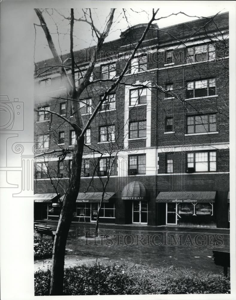 1989 Press Photo University East Apartments - cvb12414