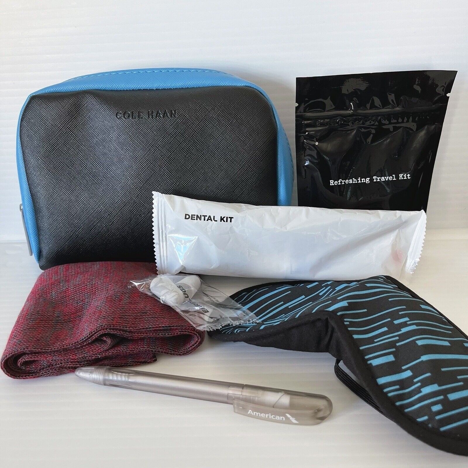 COLE HAAN AMERICAN AIRLINES amenity kit bag cosmetic travel holder - NEW
