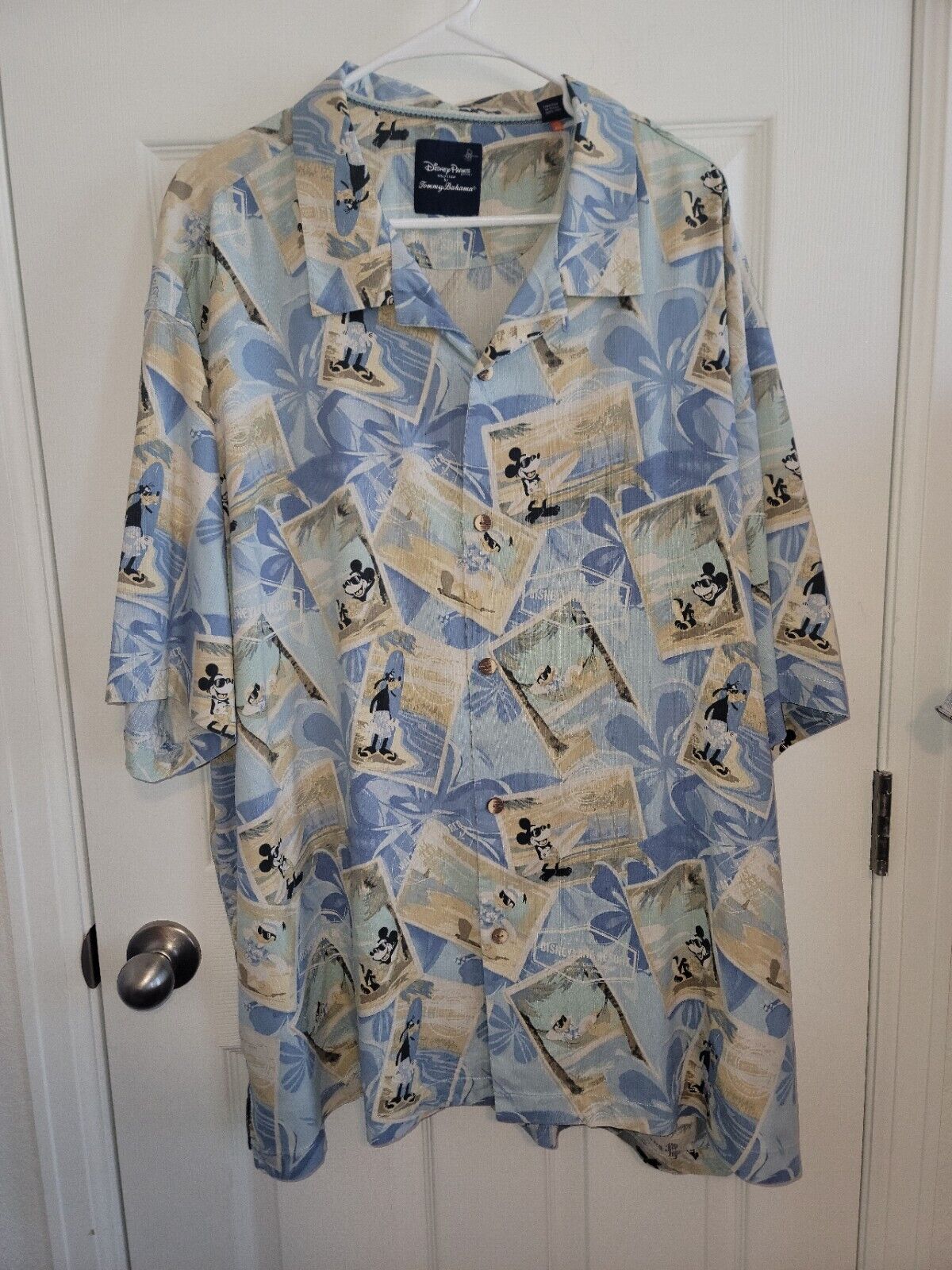 Mens Disney Parks Tommy Bahama Mickey and Friends Post Cards Silk Shirt Blue 3XL