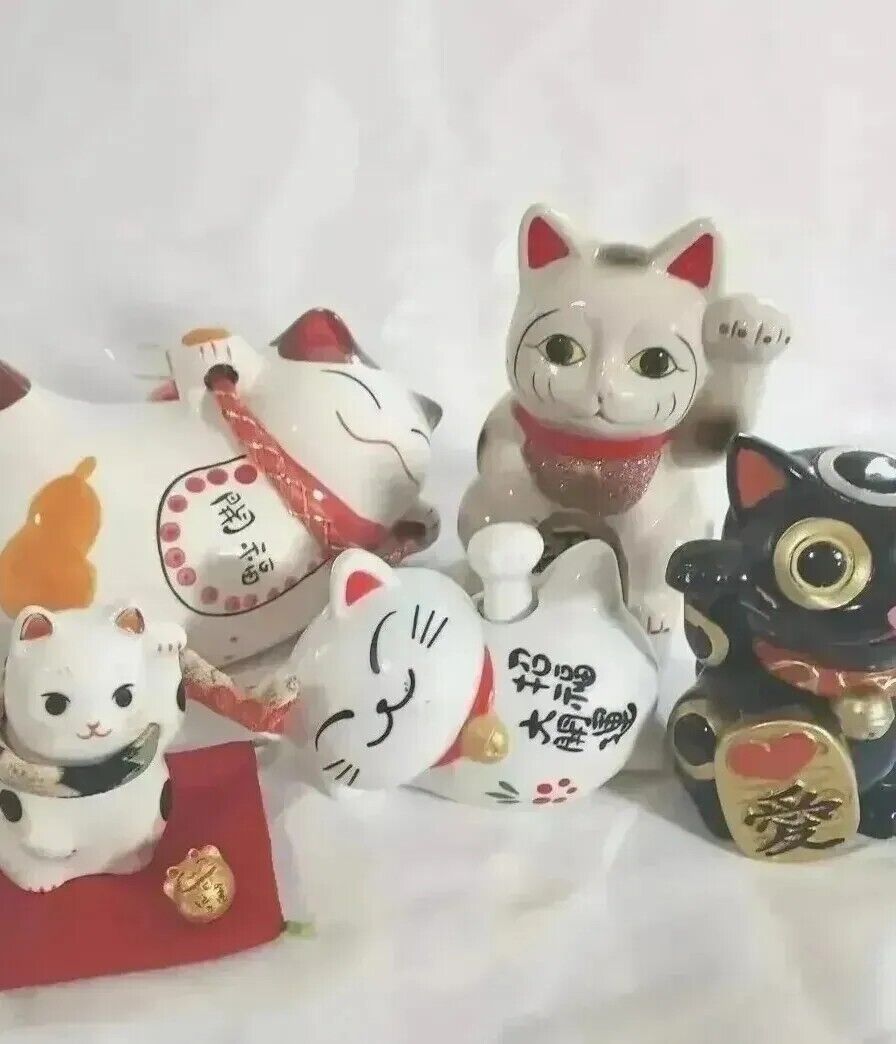 Lucky Cat x 11 & More 