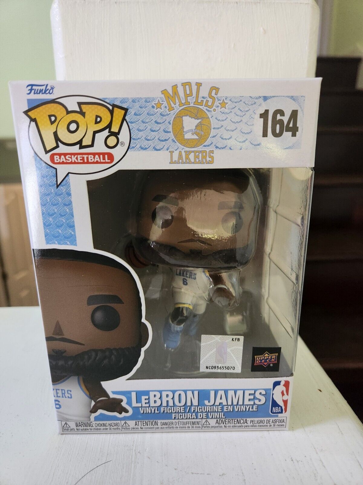 Funko Pop LeBron James Lakers - Upper Deck Exclusive #164 w/Protector SHIP NOW