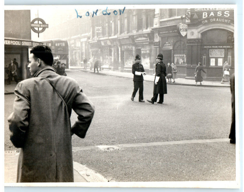 Vintage Photo 1953, Downtown Street Corner Traffic Bobbies England JNHC 4.5x3.5