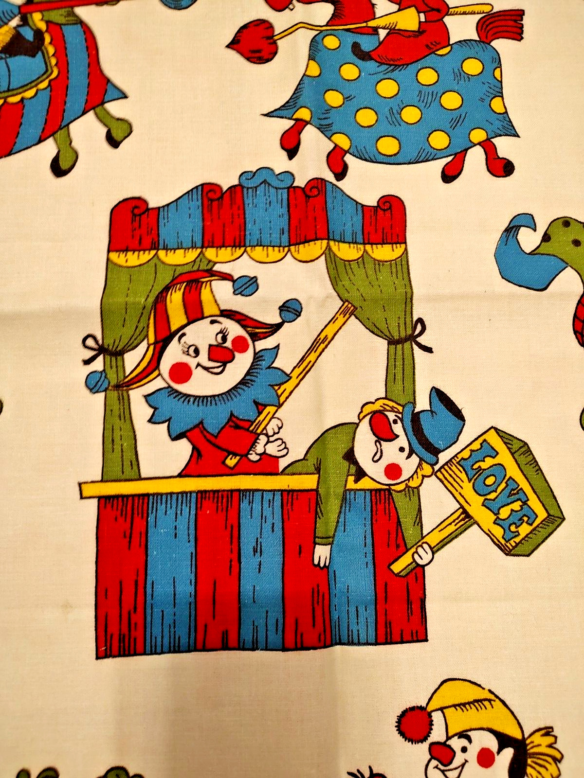 Vintage Fabric Children Renaissance Print Mid Century 40\