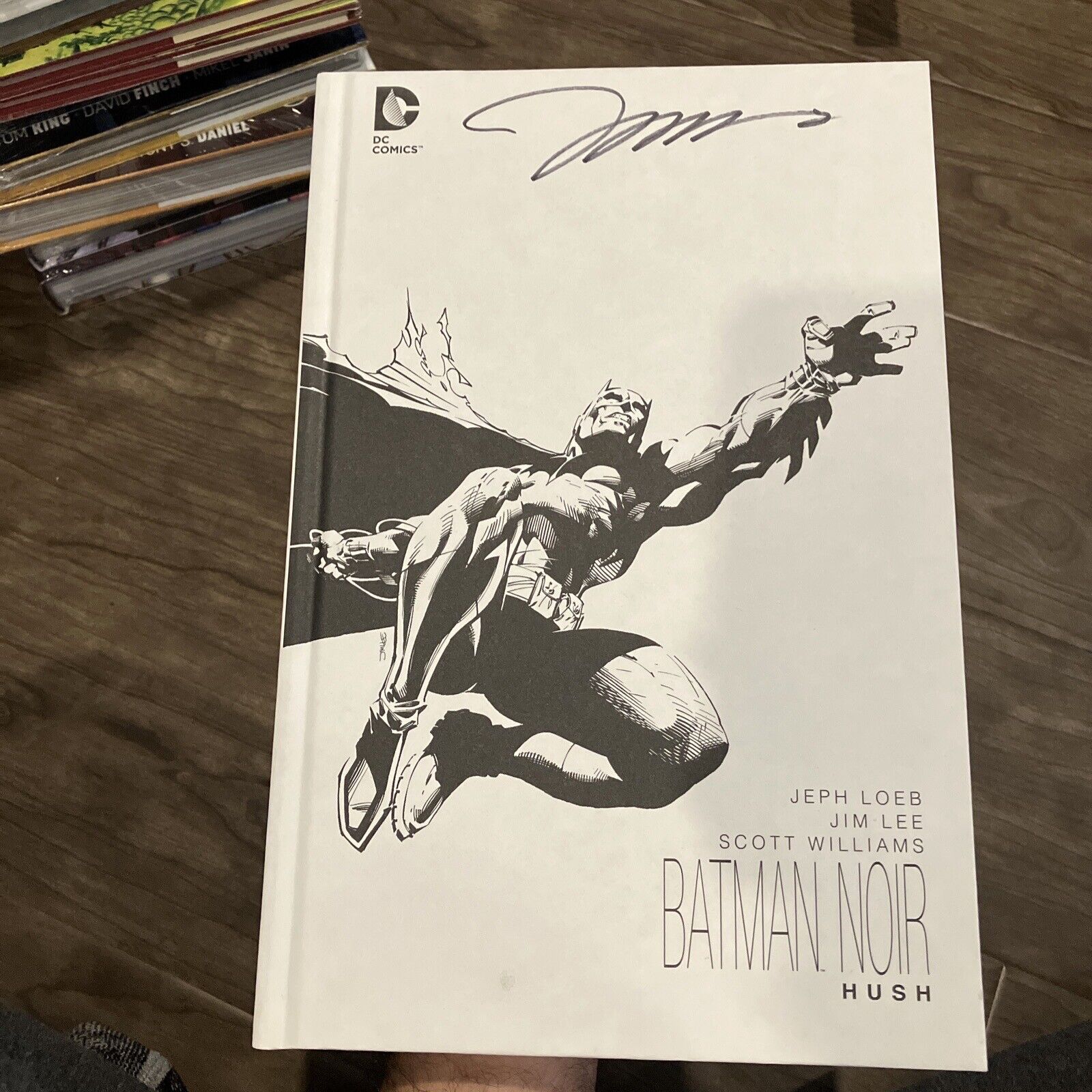 Batman Noir Hush Hardcover Signed By Jim Lee