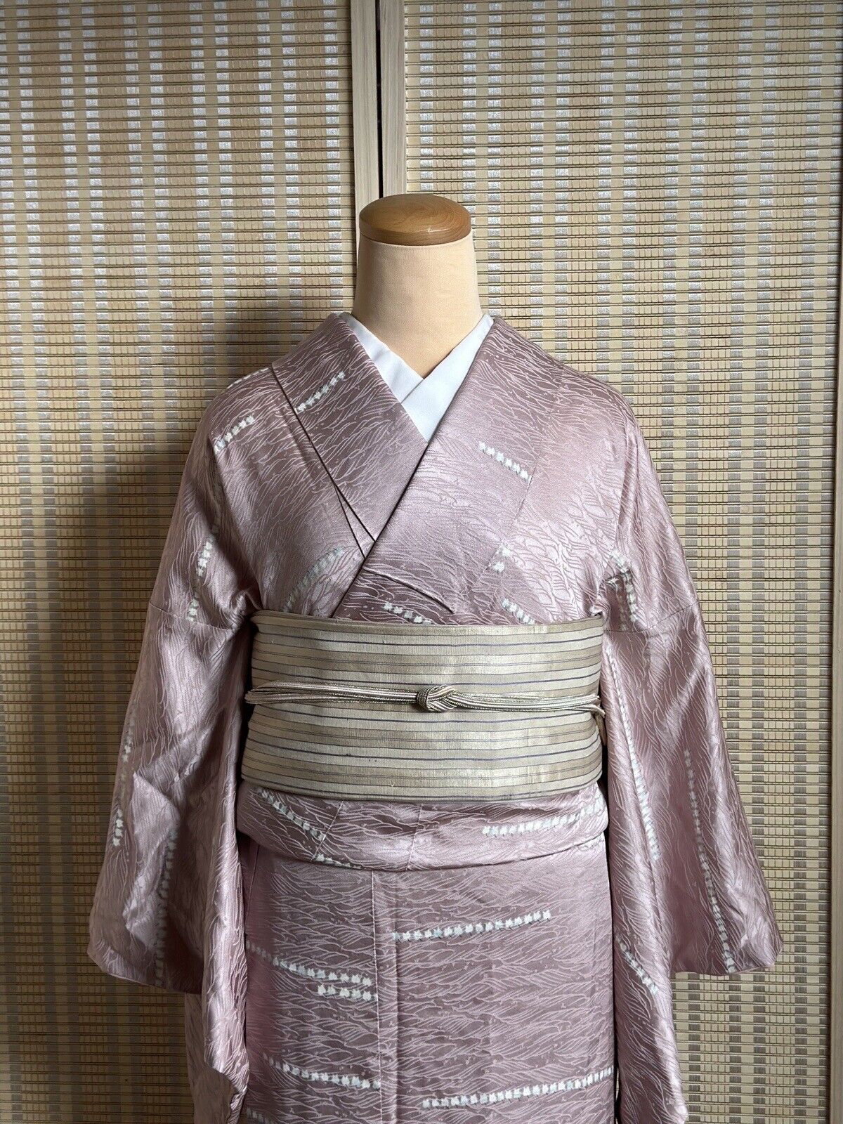 Silk Japanese Women’s traditional vintage komon kimono With floral (obi Include)