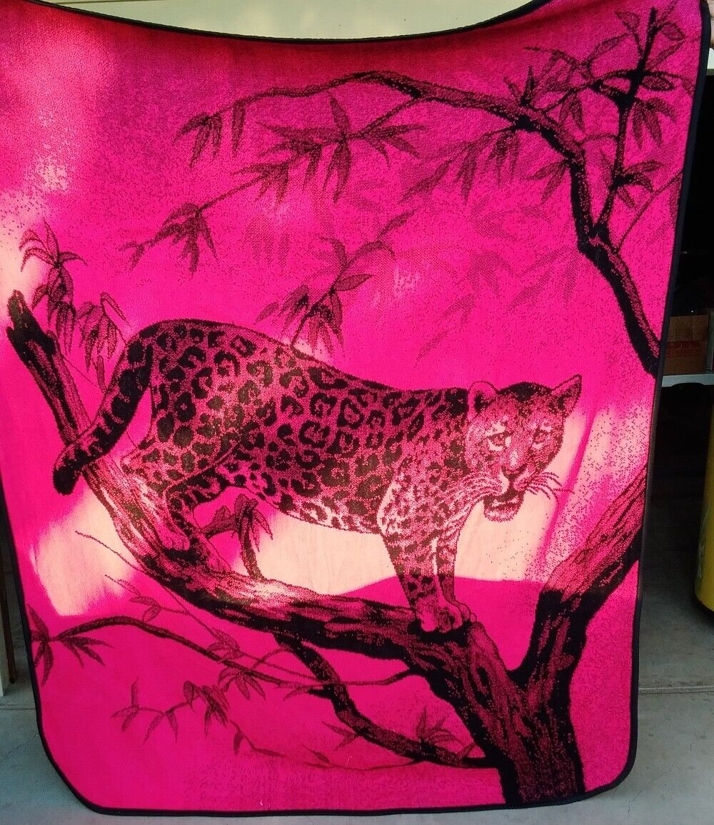 RARE Vtg Neon Pink & Black Woven Blanket Leopard 85\