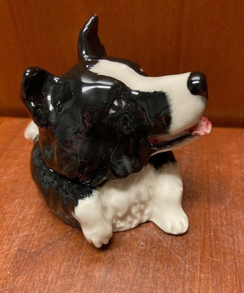 Kevin Francis Face Pots- The Black & White Collie w/Gold Backstamp