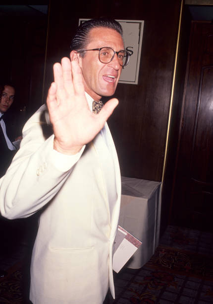 Basketball coach Pat Riley at the Simon Wiesenthal Centers Nat- 1991 Old Photo 7