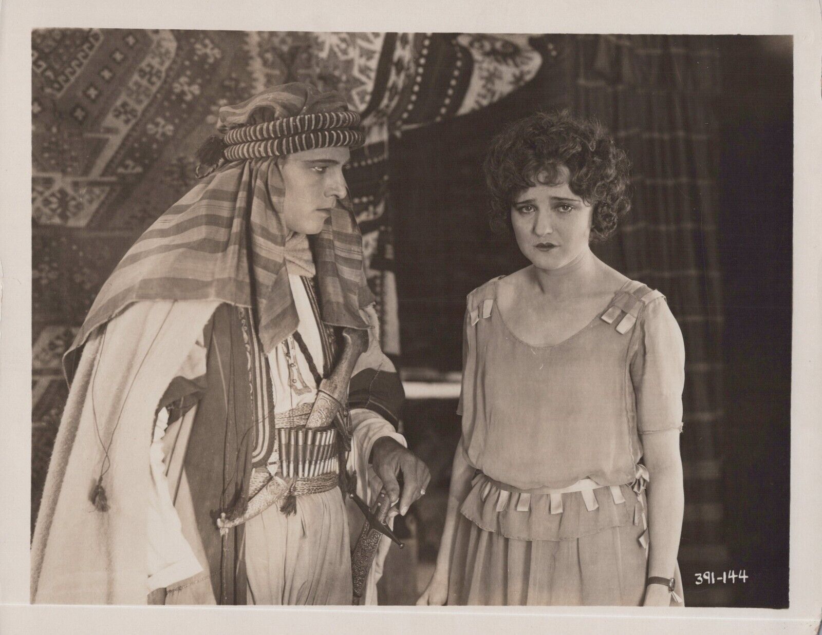 HOLLYWOOD Rudolph Valentino GAY INTEREST HANDSOME PORTRAIT 1930s ORIG Photo C32