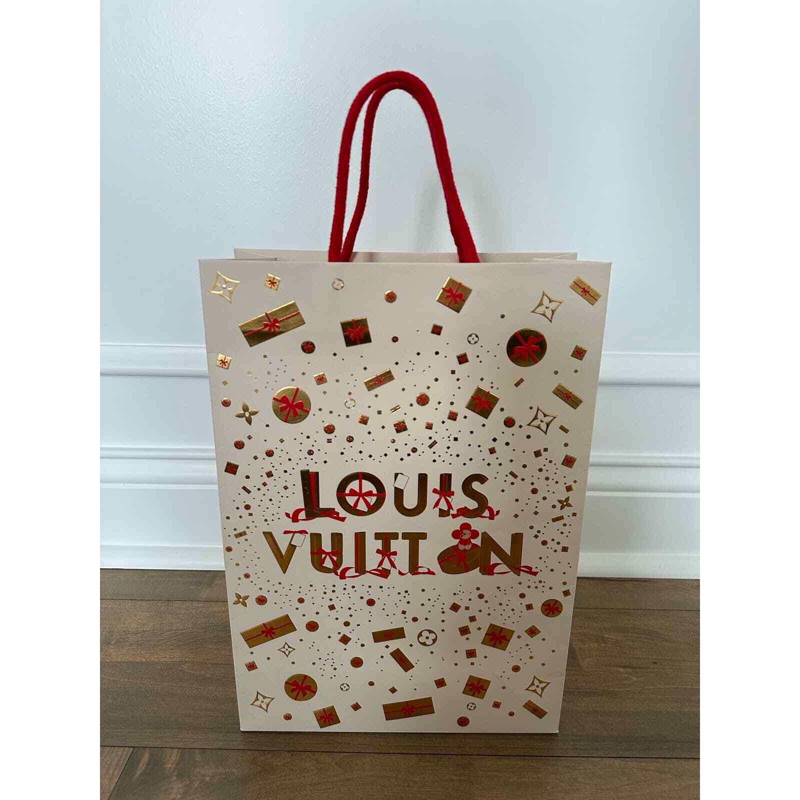 Louis Vuitton Authentic 2023 Holiday Limited Edition Shopping Bag