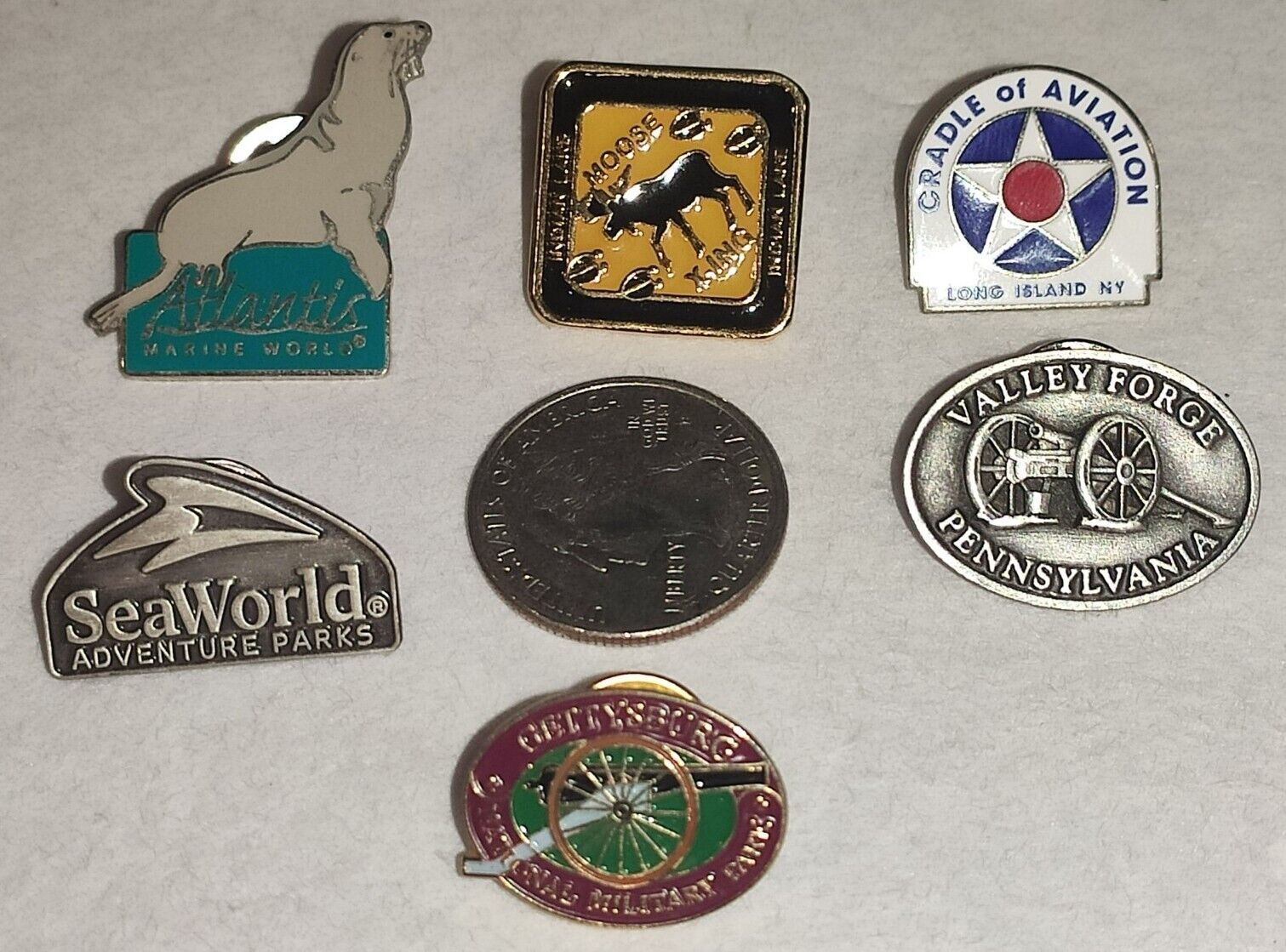 6 Travel Souvenir Pins- Gettysburg, Valley Forge, SeaWorld, Atlantis, New York