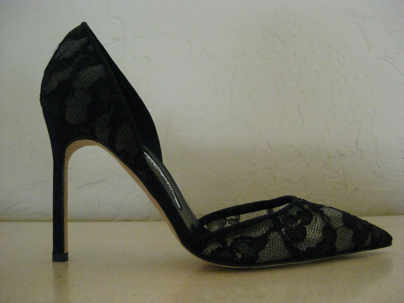 New MANOLO BLAHNIK Tayler Lace Pointed d\'orsay Pump Black 37 6.5 NIB $735  shoes