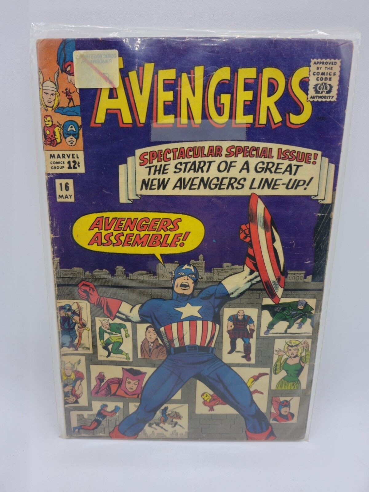 The AVENGERS #16 1965 1st Issue New Line-up Marvel Silver Age Comics Key 