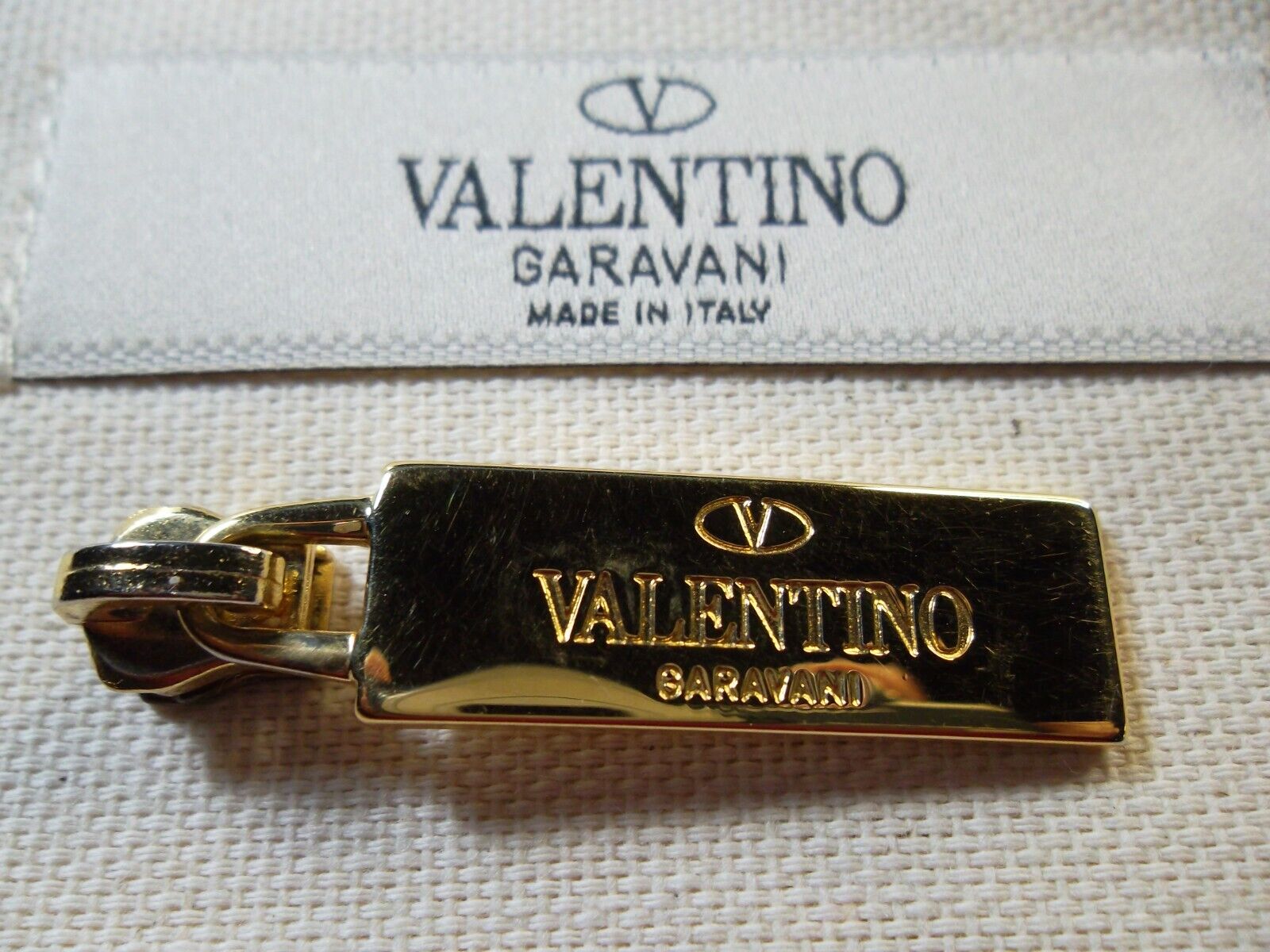 VALENTINO Garavani replacement handbag/wallet zipper pull gold tone  with slider