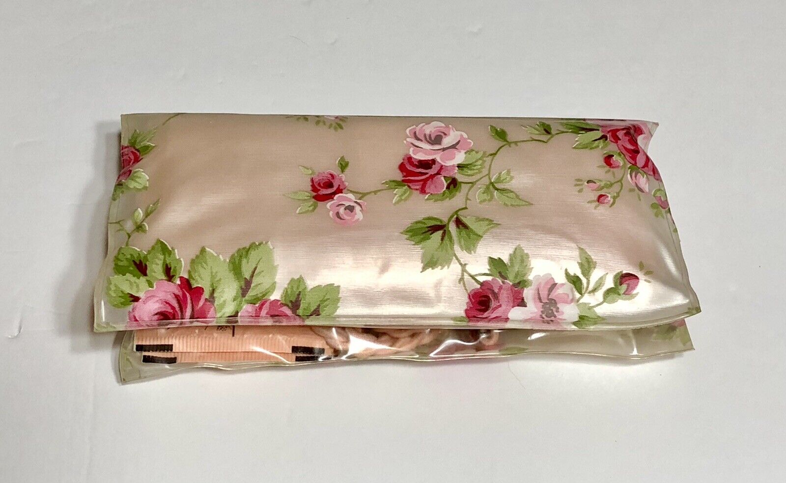 VTG 1950s Celebrity Pink Floral Travel Kit Case Sewing Laundry Line Soap NYC