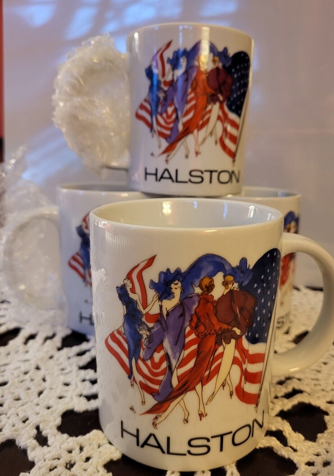 New, Still in Wrapping Halston 1992 Set Of 4 American Classic Fashion Mugs 12oz 