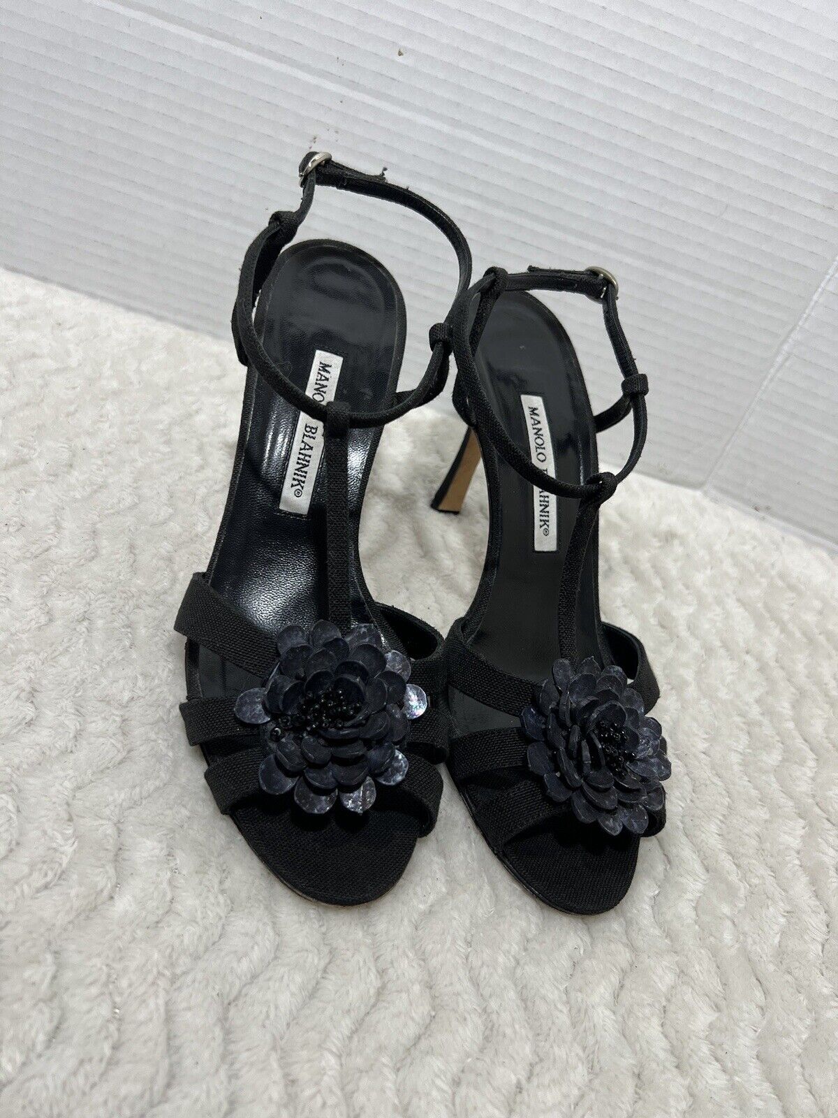 Manolo Blahnik Women’s 38.5 US 8 Black Floral Applique T Strap Stiletto Heels