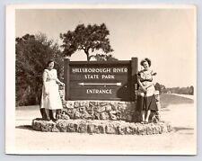 c1940s~50s Women Posing at Hillsborough River State Park Sign~Florida~VTG Photo picture