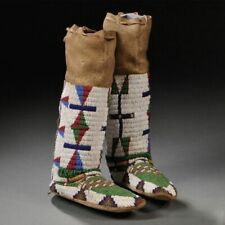 Powwow Regalia Native Woman Handmade Beaded Moccasin with Leggings picture