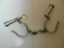 New Antique Handcuffs  Style police Shackles-Props Iron Handcuff with key picture