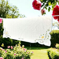 Vintage White Cotton Country Cottage Needlepoint Daisy Crocheted Edge Runner picture