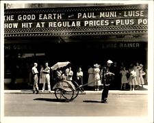 GA161 Original Photo THE GOOD EARTH Film Premiere Minnesota Theatre Street Cart picture