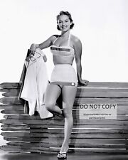 ACTRESS VERA MILES PIN UP - 8X10 PUBLICITY PHOTO (FB-117) picture