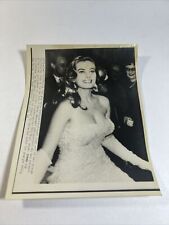 Press Photo Actress Anita Ekberg In London On New Years picture