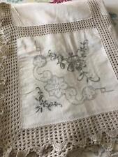 VTG BELGIUM TABLECLOTH BOBBIN LACE INSETS with Floral embroidery 61