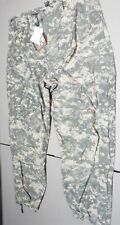 Gen III bottom army trousers cold/wet 8415-01-547-4194 medium GoreTex NWT picture
