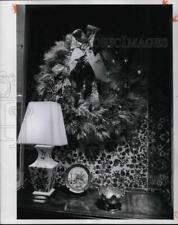 1979 Press Photo Christmas wreath - cva24395 picture