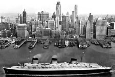 SS NORMANDIE FRENCH OCEAN LINER IN NEW YORK PASSENGER SHIP 4X6 PHOTO POSTCARD picture
