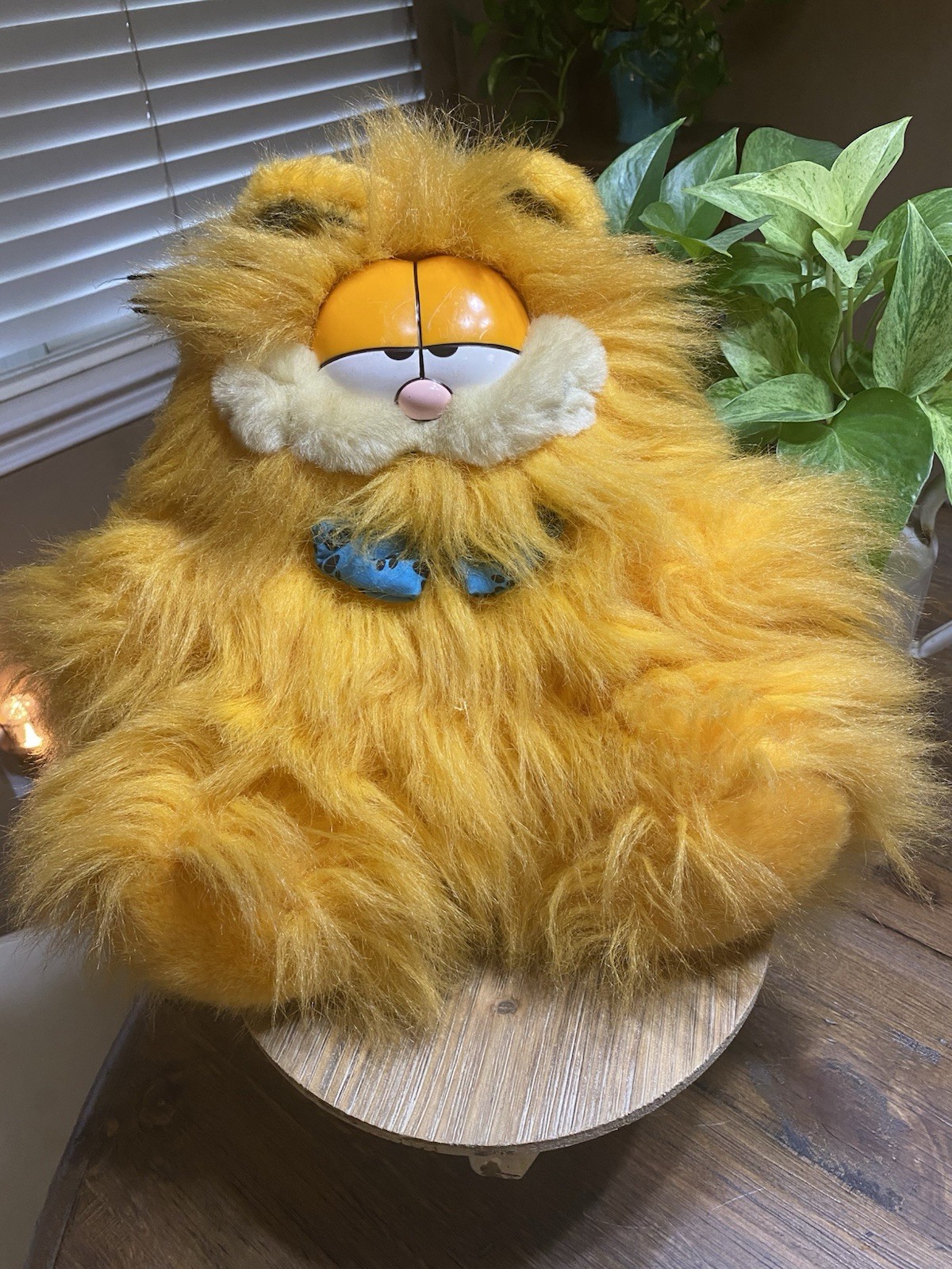Rare Vintage Dakin Garfield Cat Plush Fluffy Bow tie Fuzzy Long Haired 1978 1981