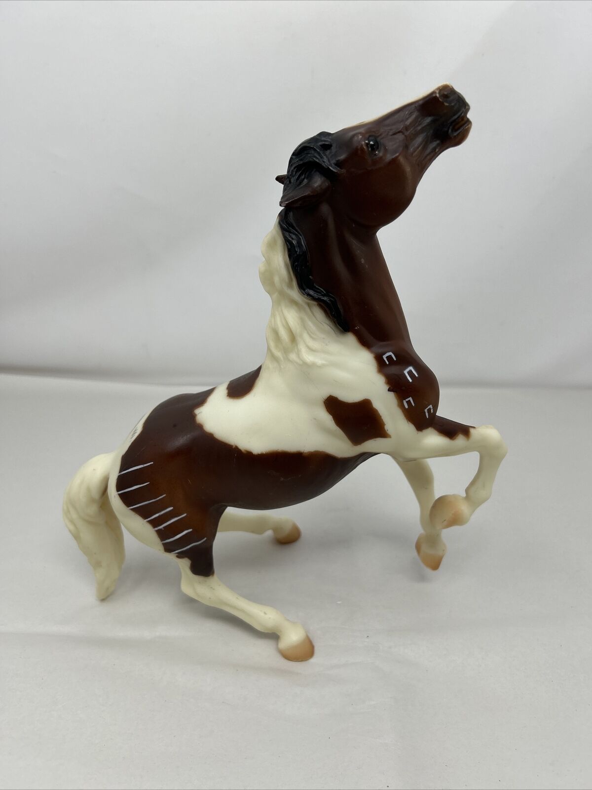 Breyer #756 Gawani Pony Boy\'s Kola Bay Pinto Semi Rearing Mustang Traditional