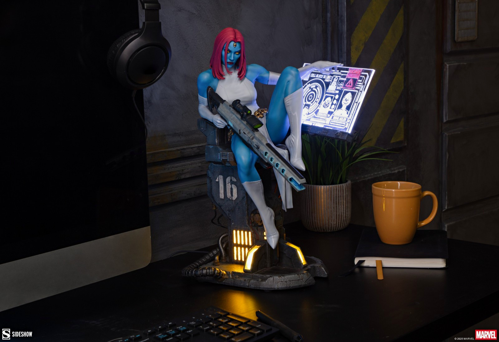 Sideshow Mystique Freedom & Destiny Premium Format LED Statue 15.5in 81/550