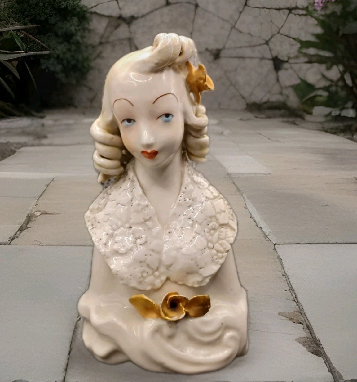 Cordey Bust Curled Hair Figurine Lady #5011 c 1940's Porcelain *chip